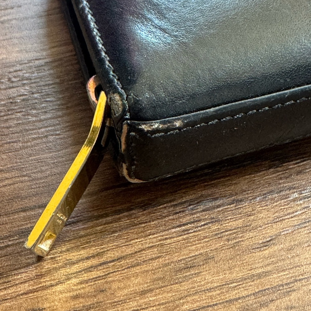 Saint Laurent Zip Around Black Leather Wallet - Picture 5 of 11